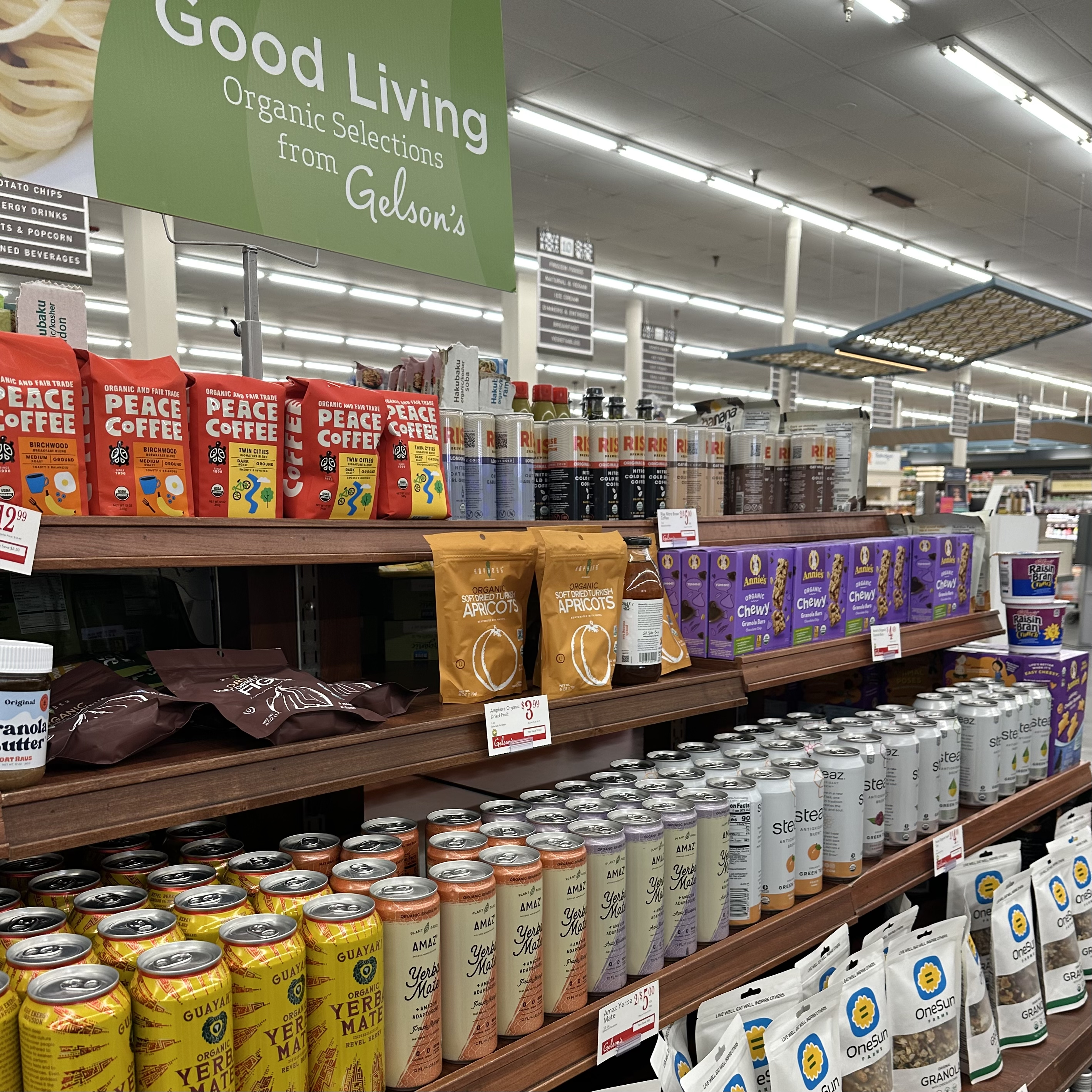 AMAZ cans at Gelson's Good Living Organic Selections aisle, Los Angeles